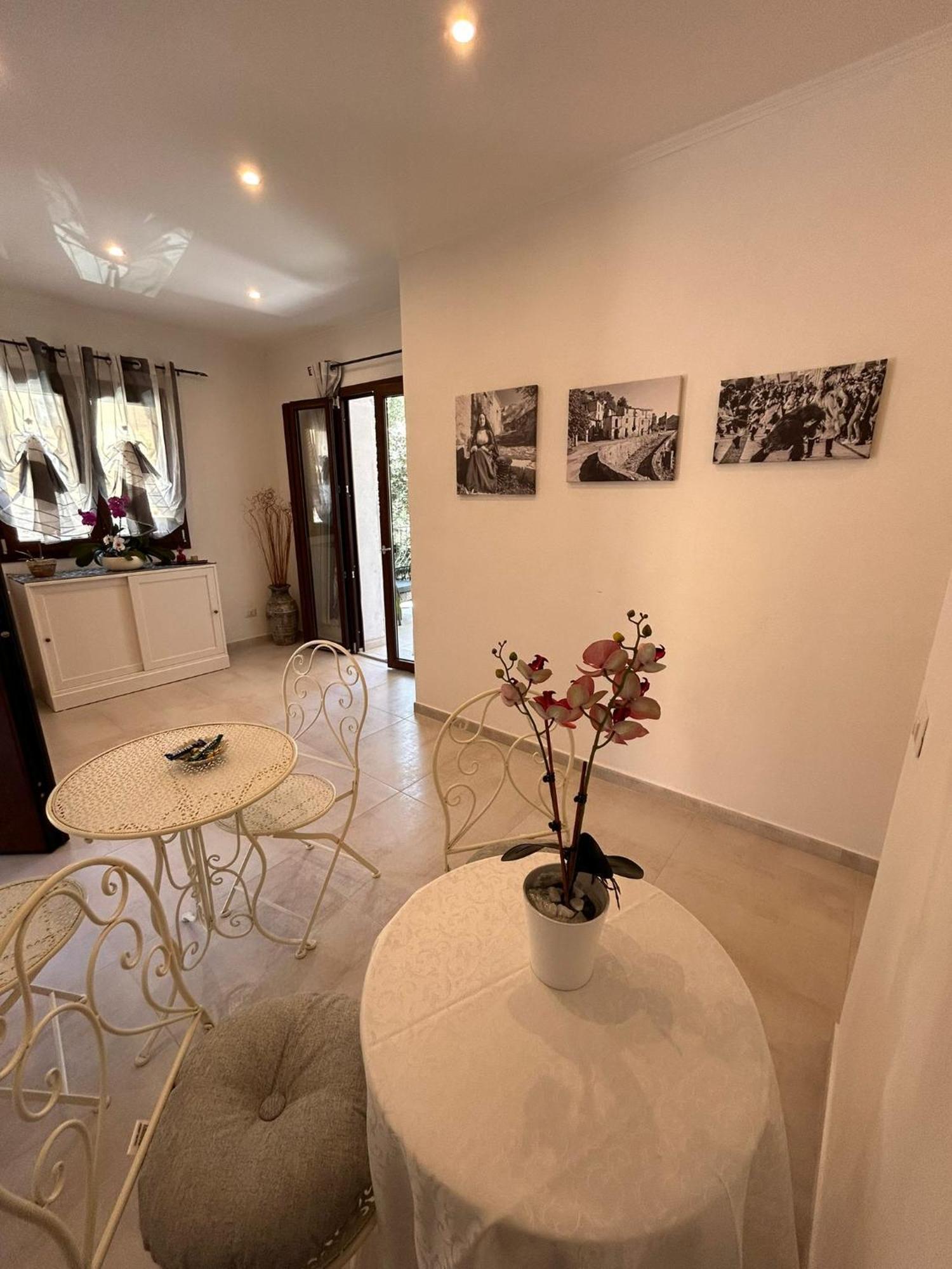 Vista D'Ogliastra Hotel Gairo Sant'Elena ภายนอก รูปภาพ